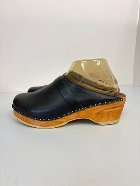 Troentorp Black Leather Wood Swedish Closed Toe Clog Clogs Shoes size 9 39 Boho